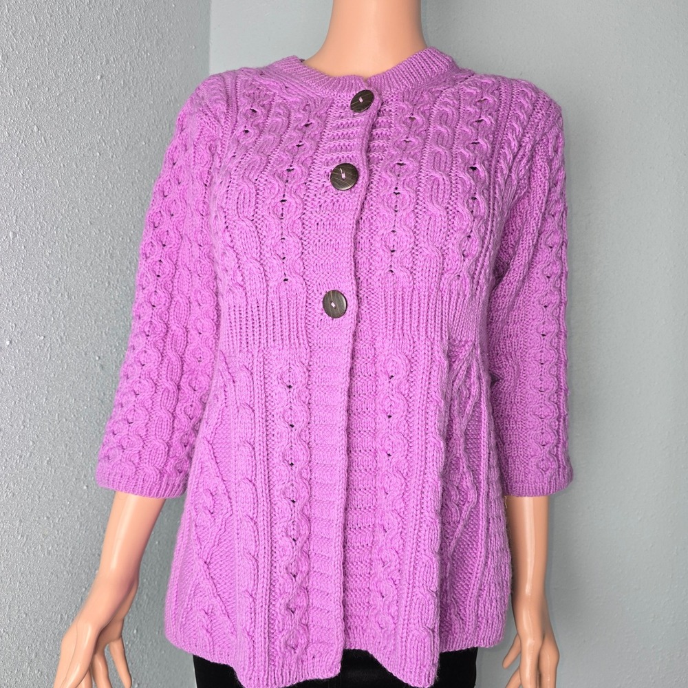 Kilronan Ireland 100% Merino Wool Aran Cable Knit Cardigan Lavender Purple XS‎